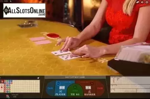 Game Screen. Baccarat Squeeze from Evolution Gaming